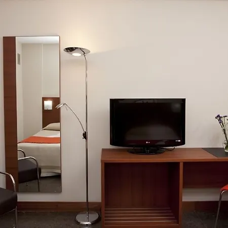 Hotel Txartel 2*