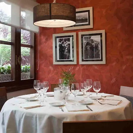 Hotel Txartel